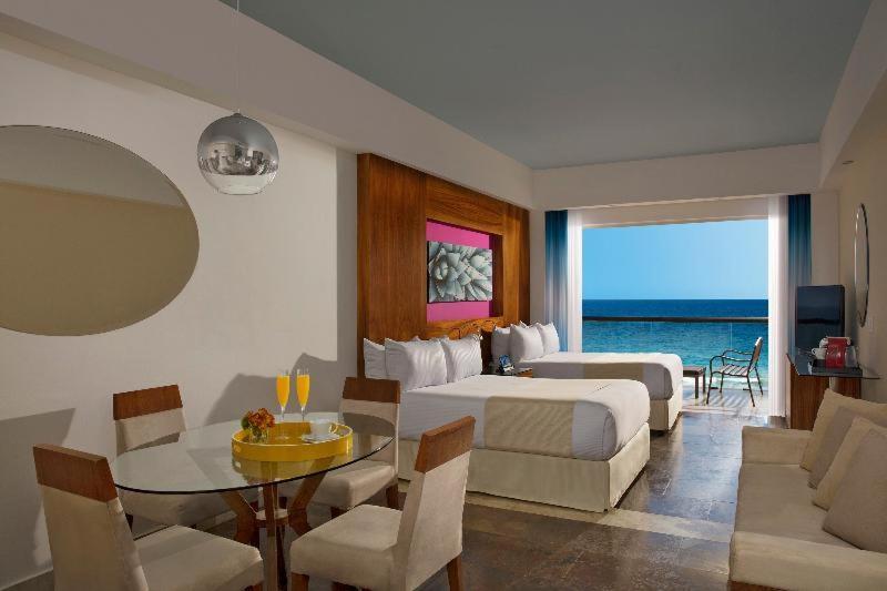 Belair Sunclub Cabos By Krystal Grand Hotel San Jose del Cabo Room photo